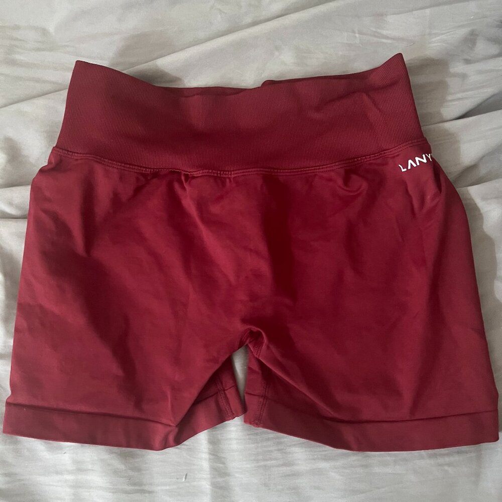 Lanyi Edit Shorts 4.5'
